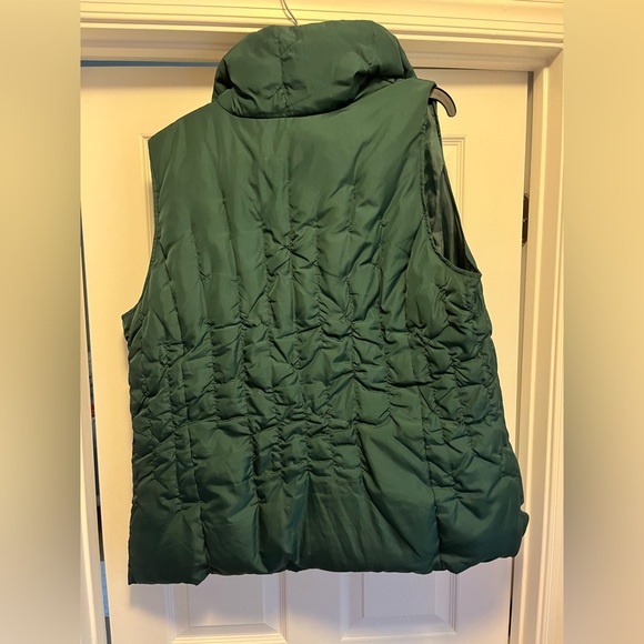 Lane Bryant Green Puffer Vest 18/20 - Picture 2 of 4